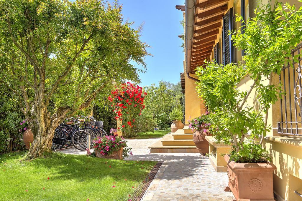 Bed and Breakfast Relais Di Alice- Adults Only Форте-деи-Марми Экстерьер фото